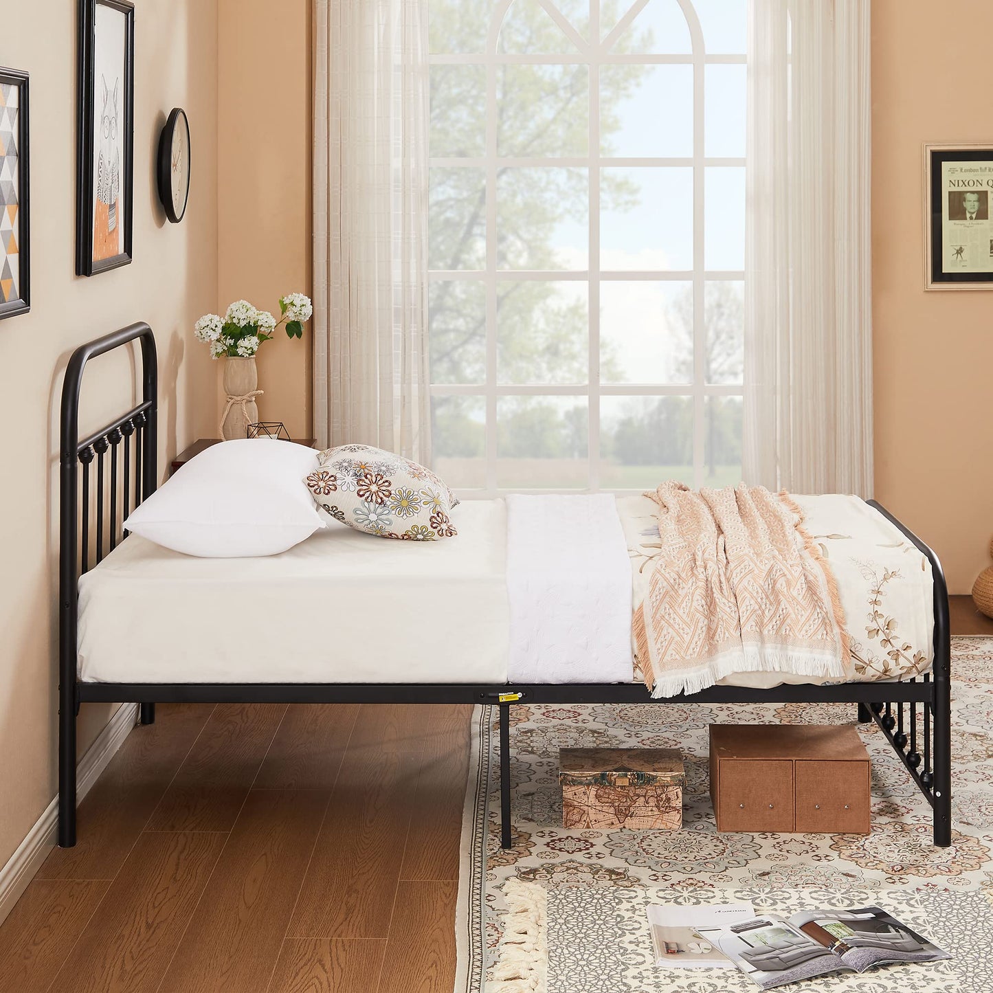 Twin Size Iron Bed Frame, HSUNNS Black Twin Size Metal Bed Frame with Headboard & Footboard, Heavy Duty Metal Platform Bed Frame Twin Size, No Box Spring Needed, 300lbs Weight Capacity