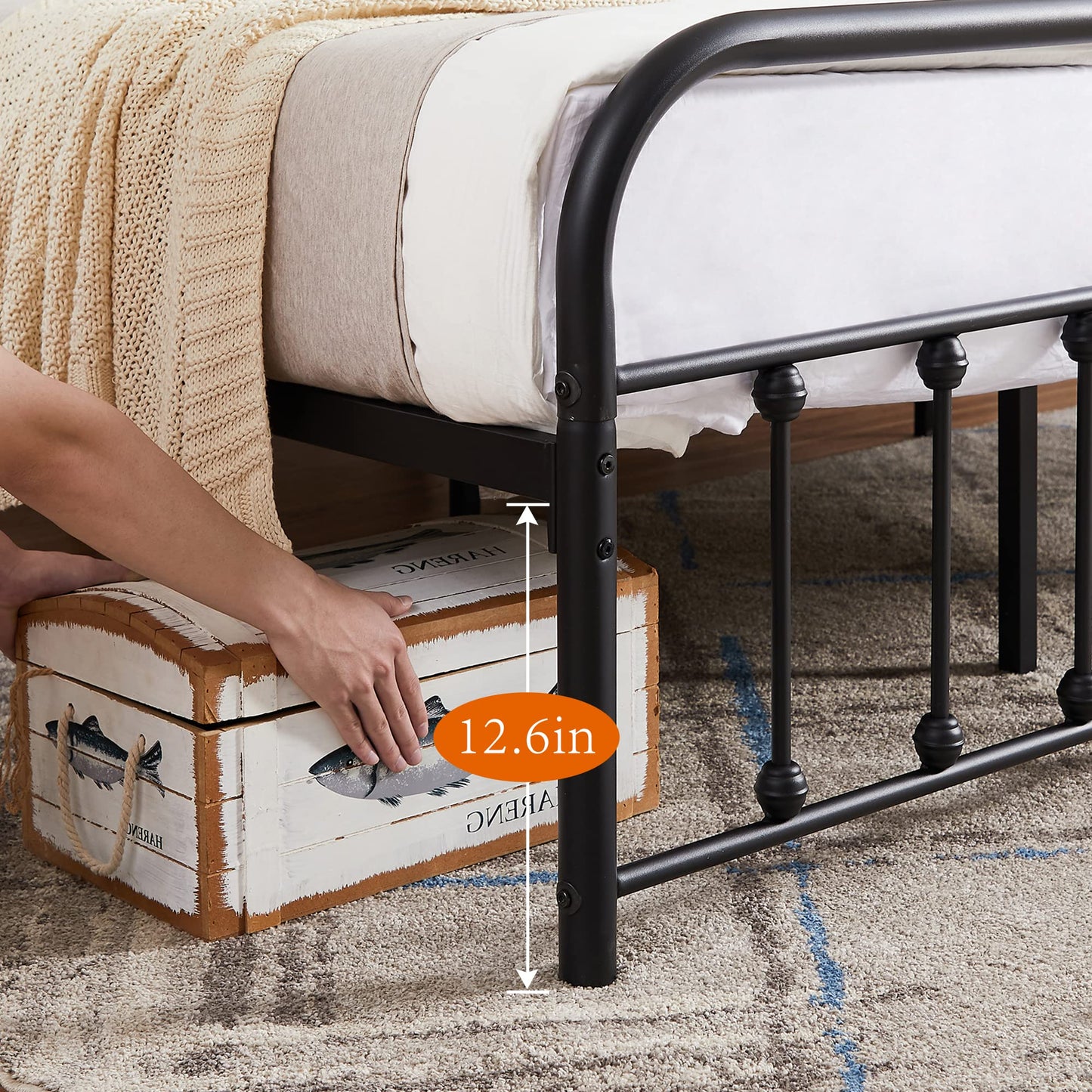 Twin Size Iron Bed Frame, HSUNNS Black Twin Size Metal Bed Frame with Headboard & Footboard, Heavy Duty Metal Platform Bed Frame Twin Size, No Box Spring Needed, 300lbs Weight Capacity